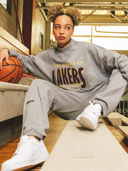 lakers v neck