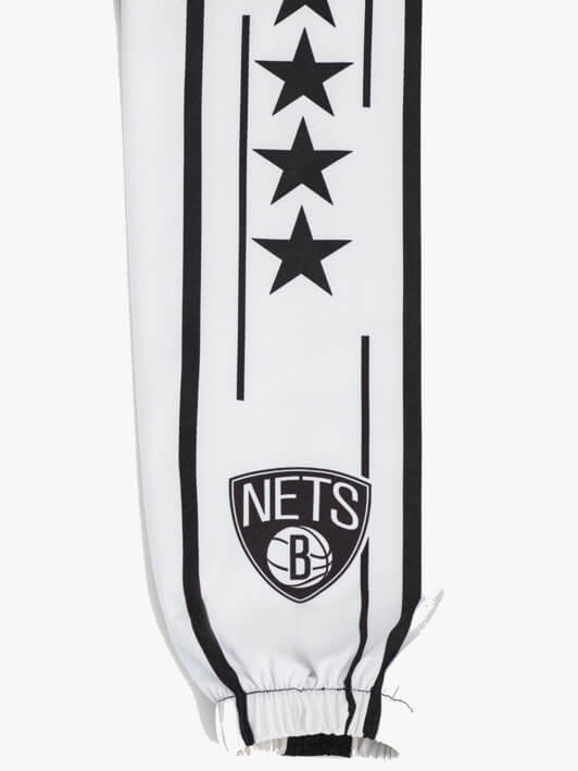 Brooklyn Nets Team Windbreaker Jacket